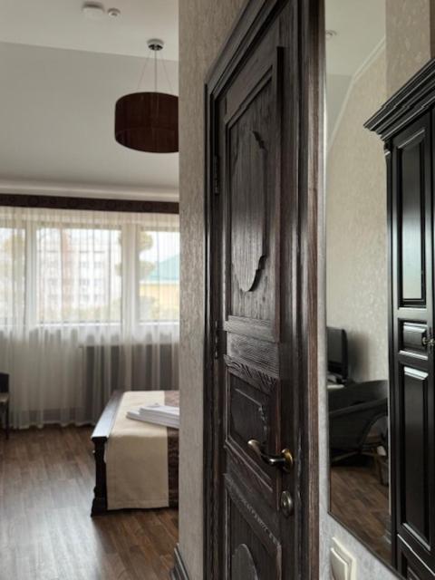 Charivna Taistra Bed & Breakfast Brovary Exterior photo